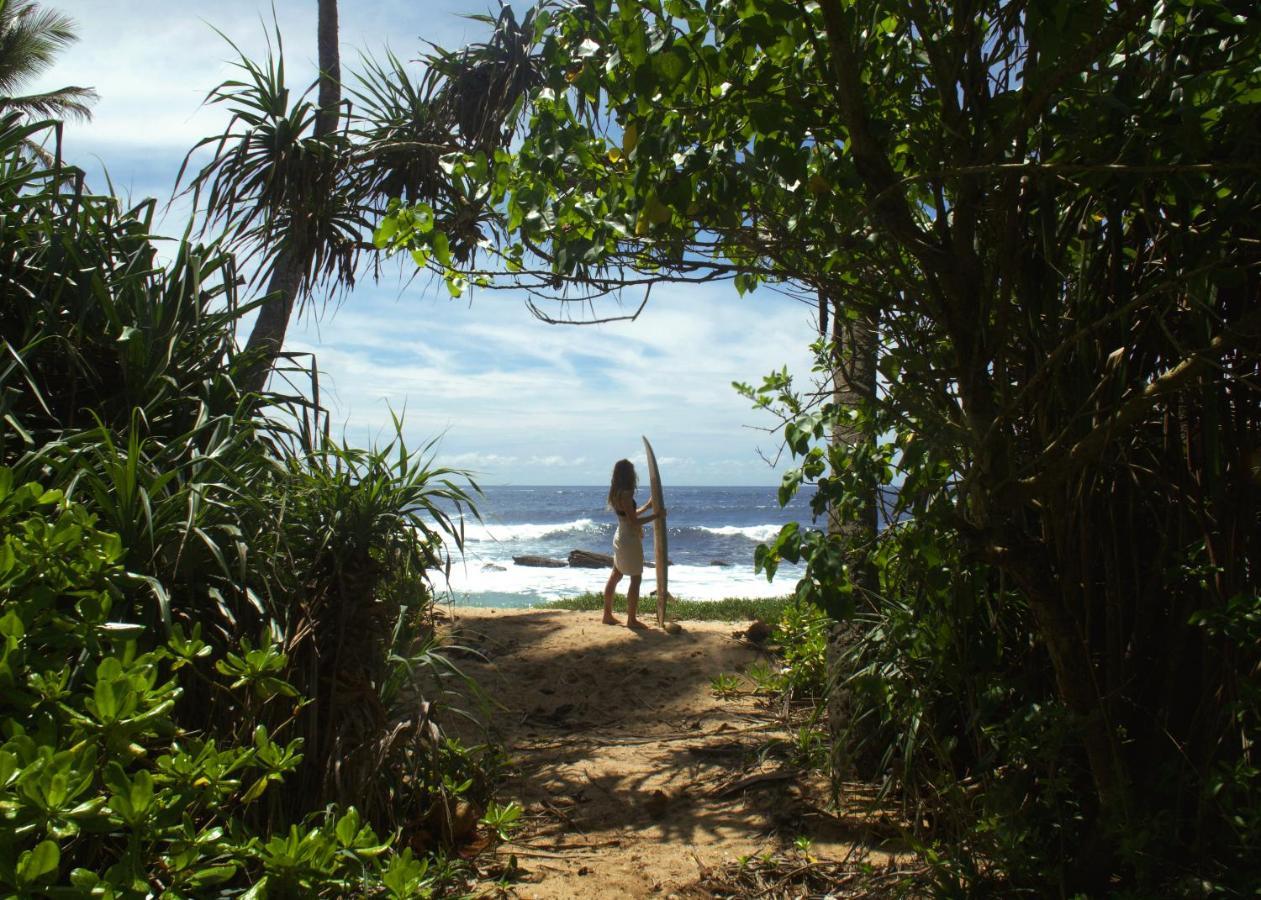 Into The Blue - Yoga Included & Walk To 3 Beaches Tangalle Exterior foto