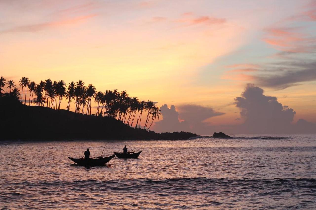 Into The Blue - Yoga Included & Walk To 3 Beaches Tangalle Exterior foto
