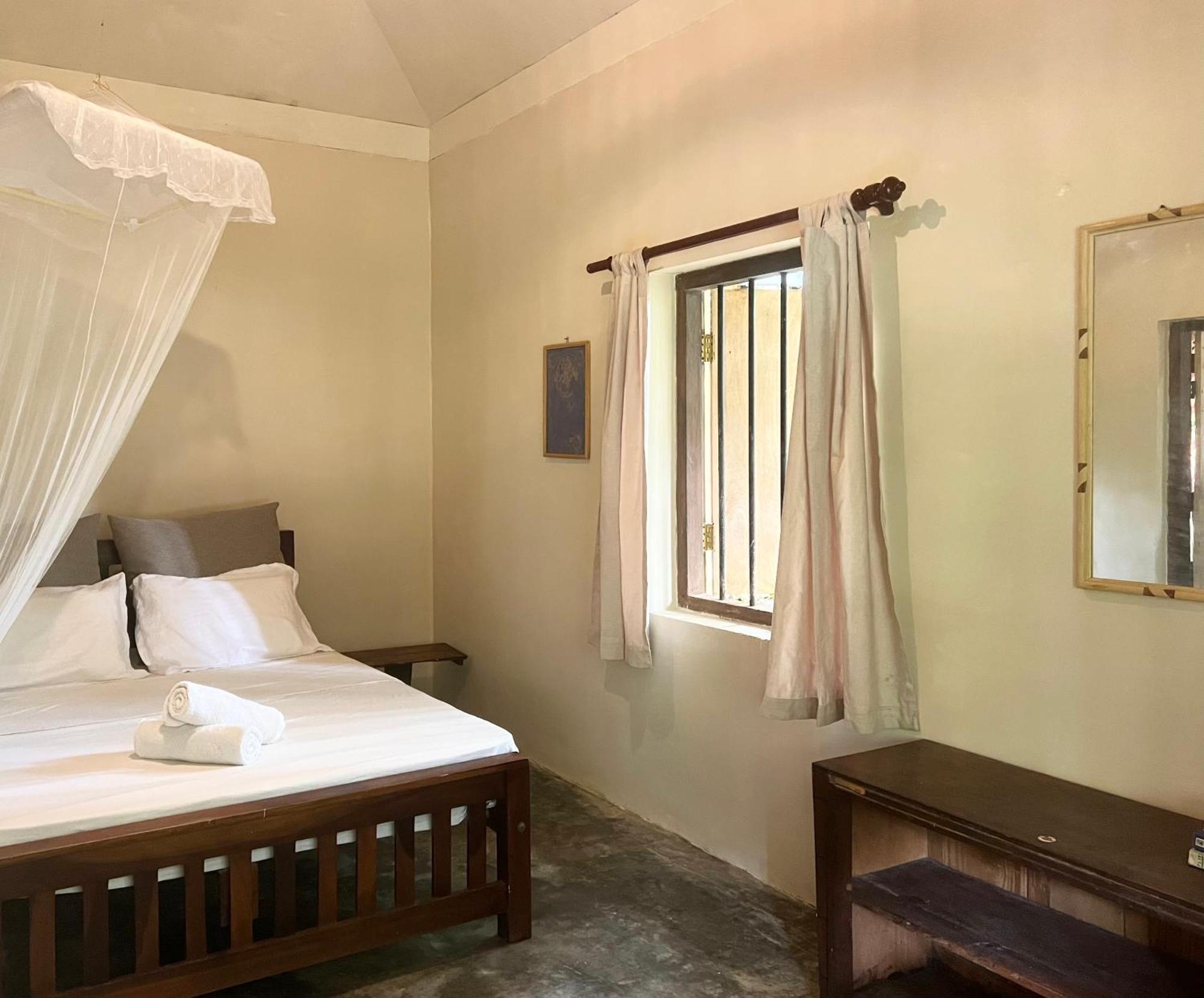 Into The Blue - Yoga Included & Walk To 3 Beaches Tangalle Exterior foto